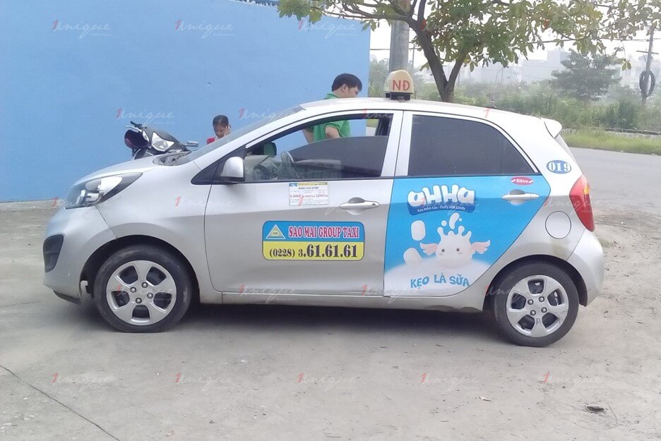 quảng cáo taxi sao mai