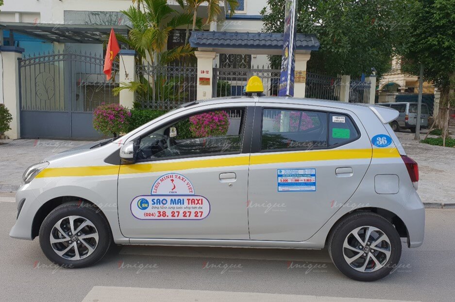 quảng cáo taxi sao mai